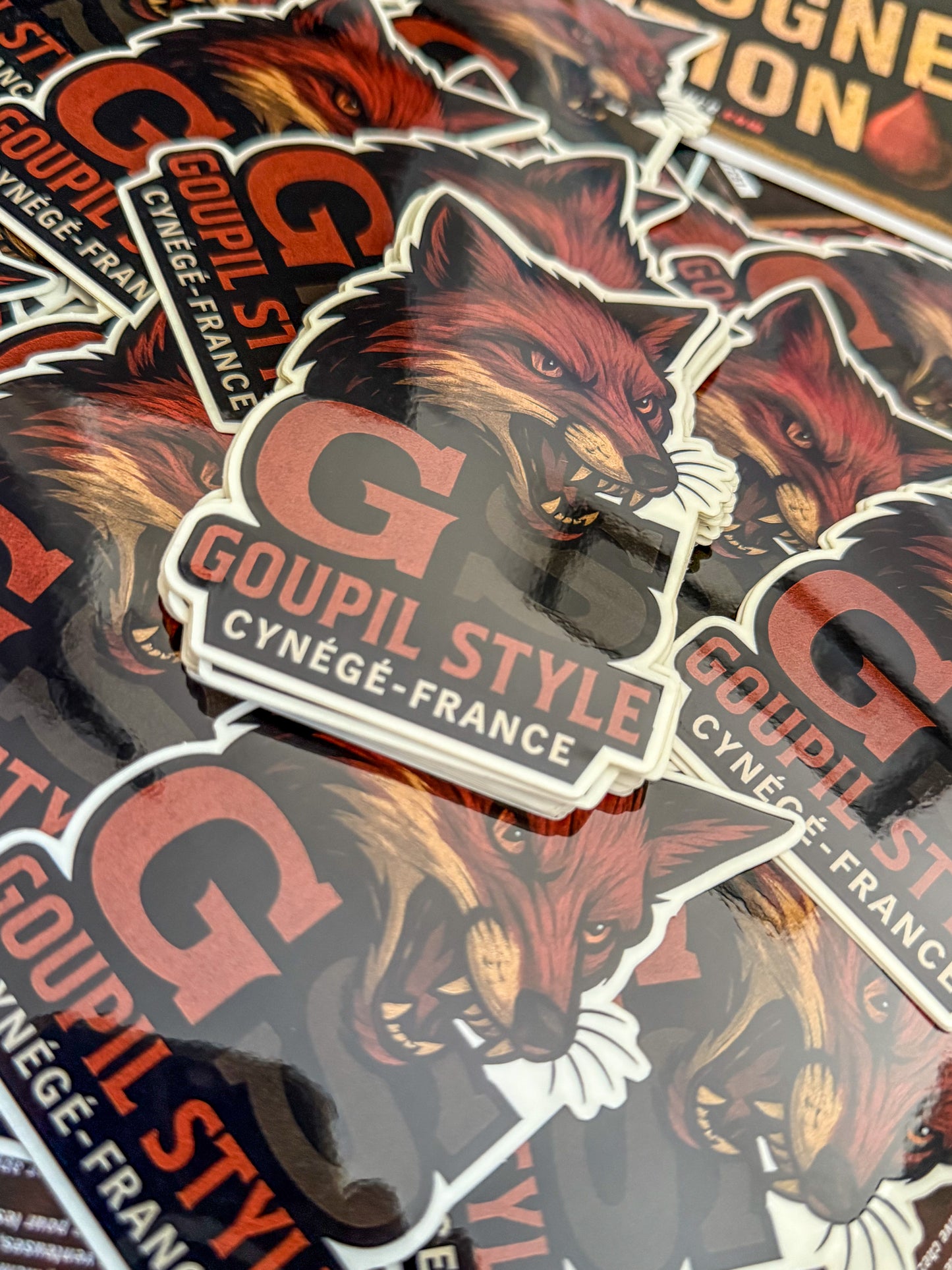 🦊 Sticker Officiel “Goupil Style” – Transparent & Waterproof